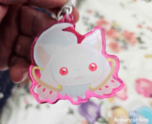 Load image into Gallery viewer, Mahou Shoujo Madoka Magika Keychains: Kyuubey